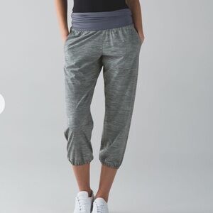 Lululemon Commuter Om Fold Over Pant Crop Loose Harem Denim Silver Spoon Slate 6